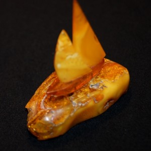 Vintage amber souvenir Sailfich